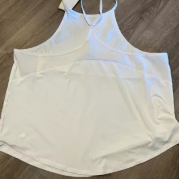 NWT Womens All in Motion Tank. White - Picture 2 of 5